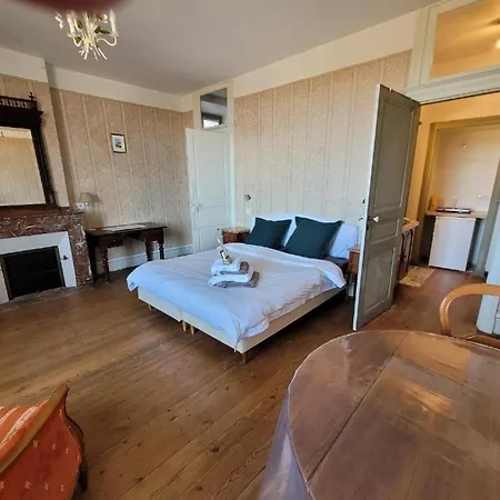 Centre, Maison De Murel 3* مارتيل